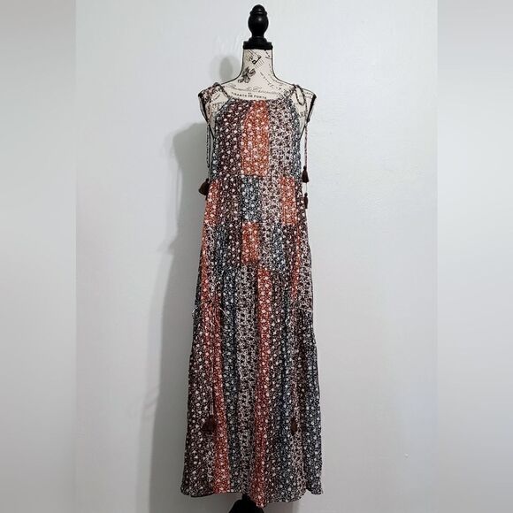 Anthropologie Shirred A-Line Tiered Dress In Wine Size Small NWT - Picture 6 of 11